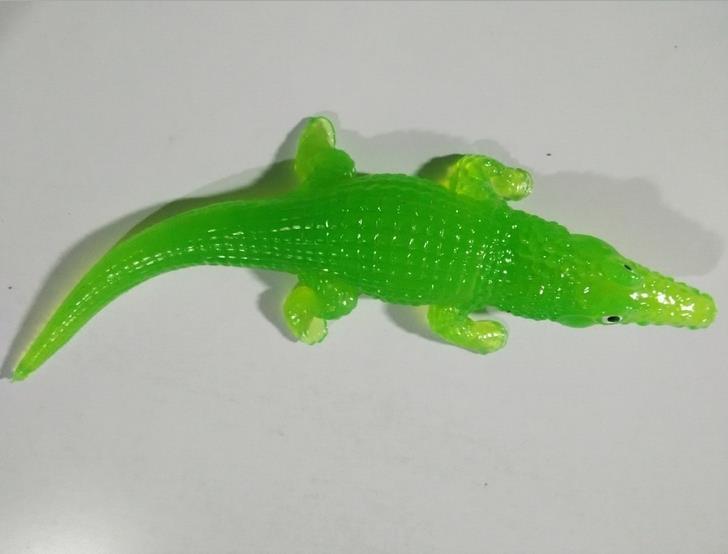 Sticky Crocodile Stretched Toy 3