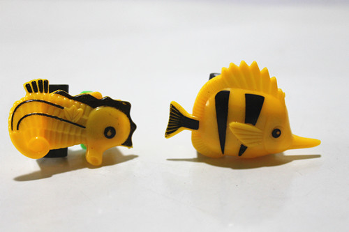Cheap Pull Back Plastic Toy Fish Small Plastic Toy Ocean Fish Capsule Toy 9